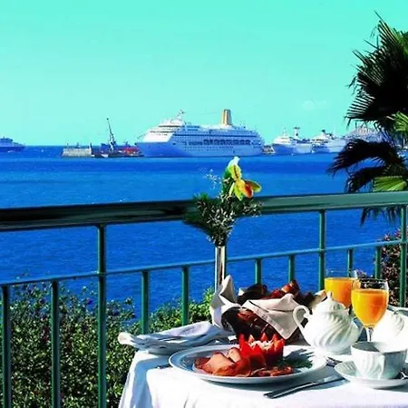 Отель Portobay Santa Maria - Adults Only